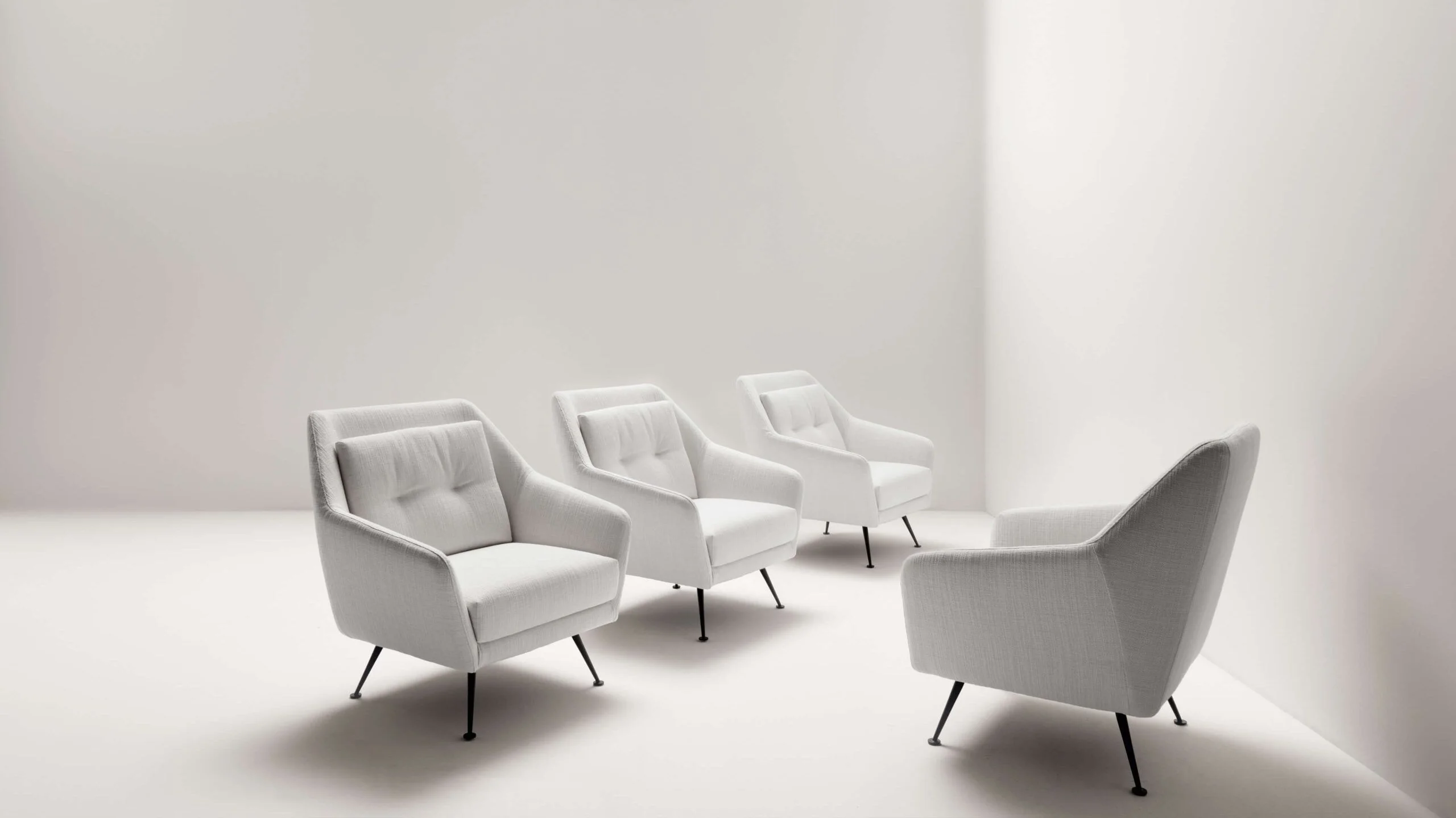DUKE Armchair 4